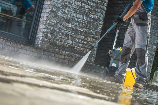 Best Graffiti Removal  in Southport, IN